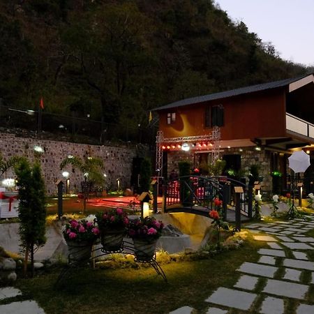 Granny'S Den Resort Rājpur Zewnętrze zdjęcie