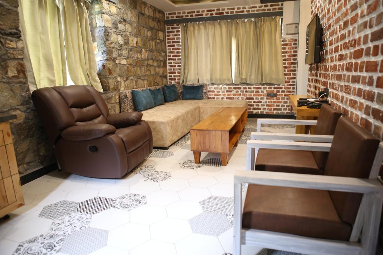 Granny'S Den Resort Rājpur Zewnętrze zdjęcie