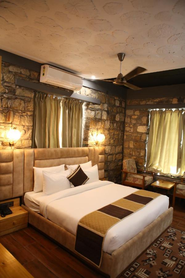 Granny'S Den Resort Rājpur Zewnętrze zdjęcie